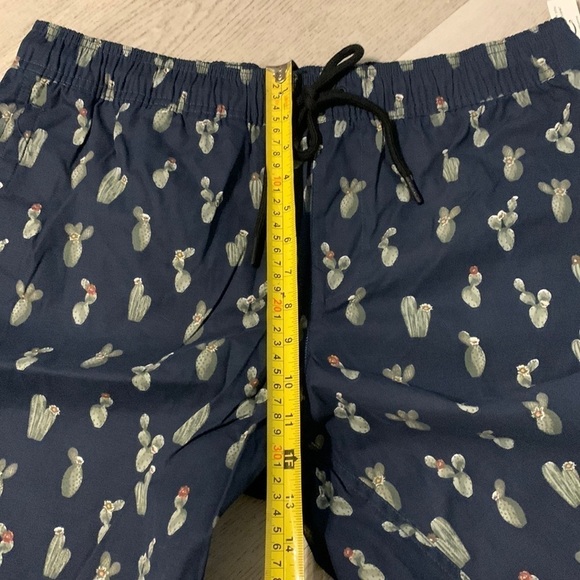 Goodthreads Swim Trunks, Large cactus navy NWT - Picture 13 of 16